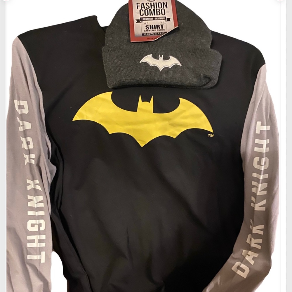 New Batman long sleeve top and beanie